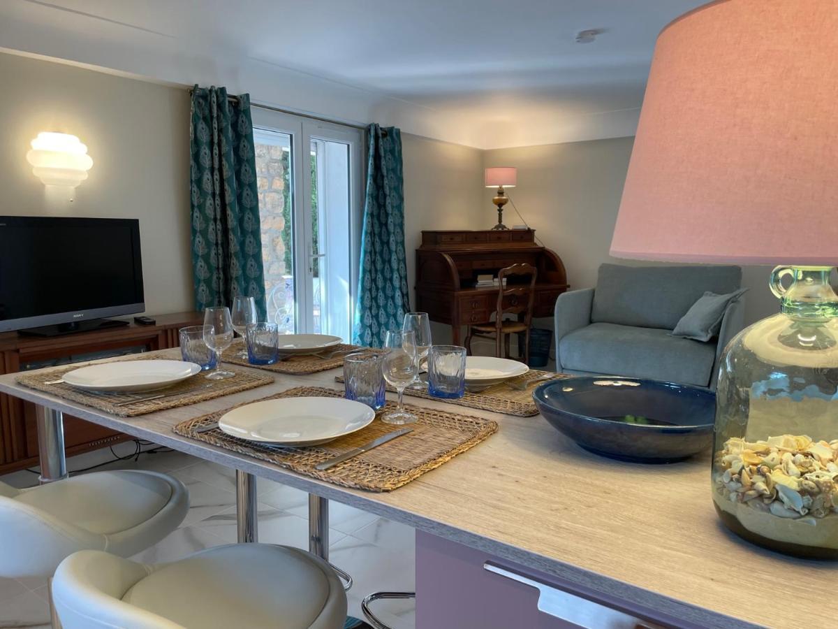Rez-de-chaussee Dans Grand Jardin Provencal, A La Tatiana Apartment Juan-les-Pins