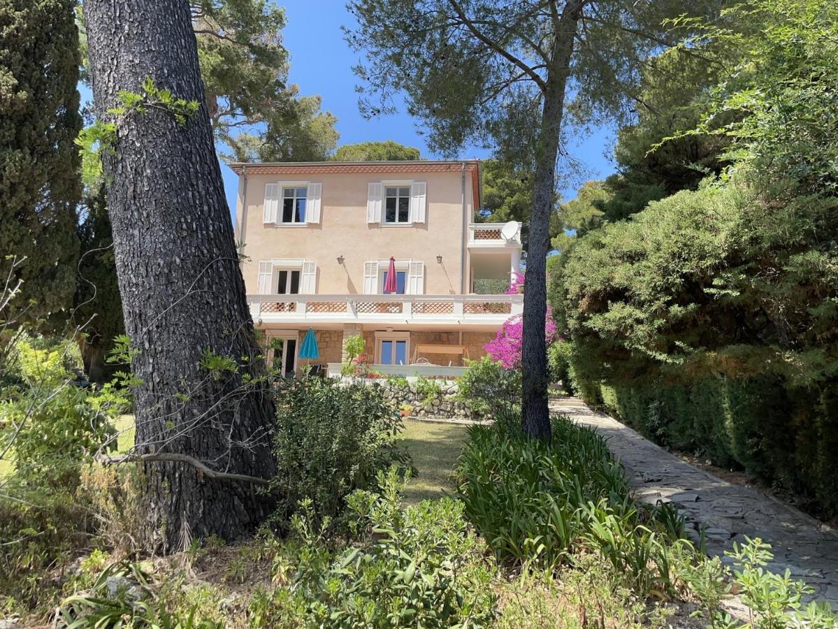 Apartment Rez-de-chaussee Dans Grand Jardin Provencal, A La Tatiana Juan-les-Pins